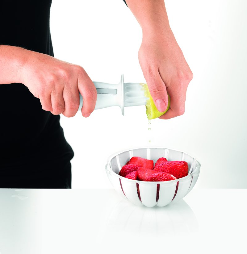 SQUEEZE&GRATE STORCĂTOR CITRICE CU RĂZĂTOARE - imagine 3